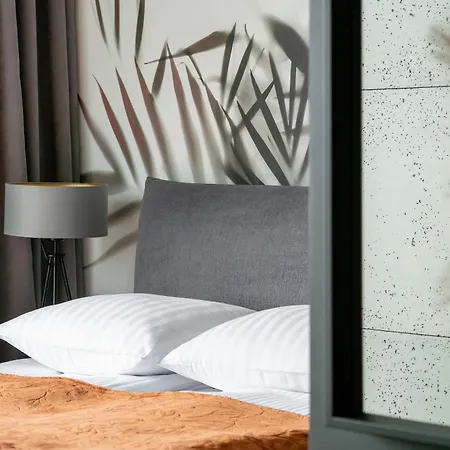 Elegant With Air-conditioning Near Fabryczna By Renters Prestige Apartament *