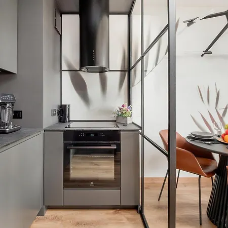 Elegant With Air-conditioning Near Fabryczna By Renters Prestige * Łódź