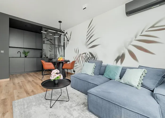 Elegant With Air-conditioning Near Fabryczna By Renters Prestige *