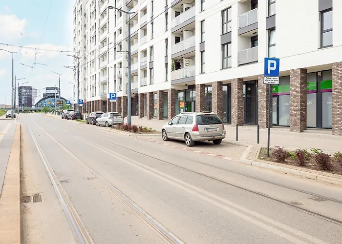 Elegant With Air-conditioning Near Fabryczna By Renters Prestige