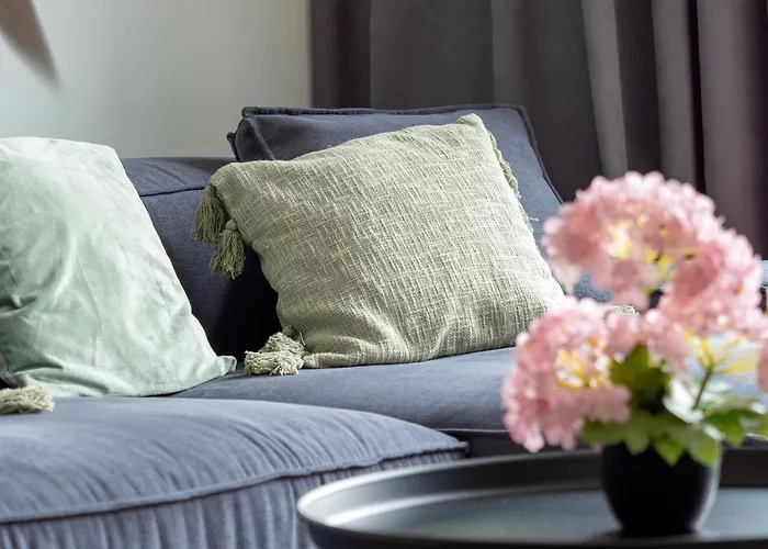 Elegant With Air-conditioning Near Fabryczna By Renters Prestige